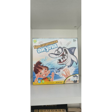 Настольная игра Брызгающая акула 27х8х27 см