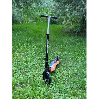 Самокат Городской 2-х колесный (складной), колеса полиуретан 200 мм, максимальная нагрузка до 100 кг (4шт), 2 вида