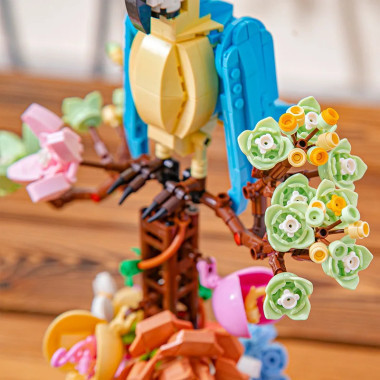 Конструктор Zuanma 101-17 Попугай в цветах 1162дет. 41x5.5x29