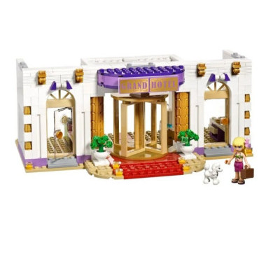 Конструктор Lepin 3040 Френдс Гранд-отель 1552 дет. 62x42x10 см
