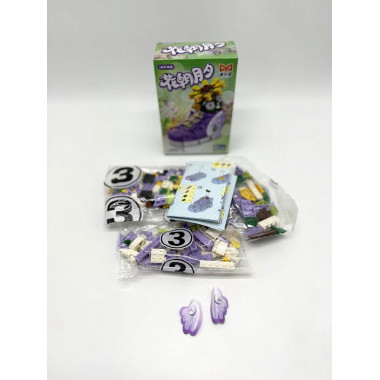 Конструктор д/б 88043 &quot;Цветы в кроссовках&quot; 4 вида 8 шт. в упаковке 16х26х23