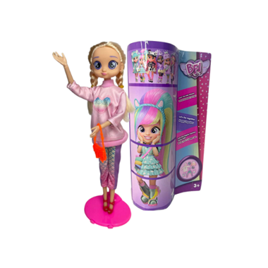 Кукла в кепке 28 см с аксессуарами