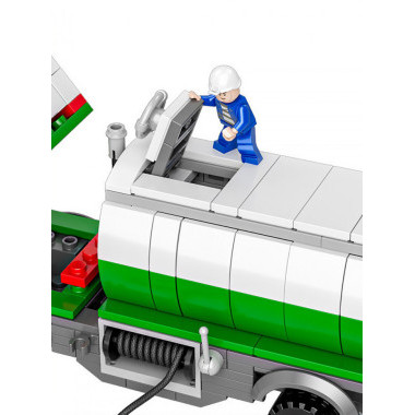Конструктор BBlock XJ-848D Сити &quot;Автоцистерна для перевозки нефти&quot; 415 дет. 30х7х48 см