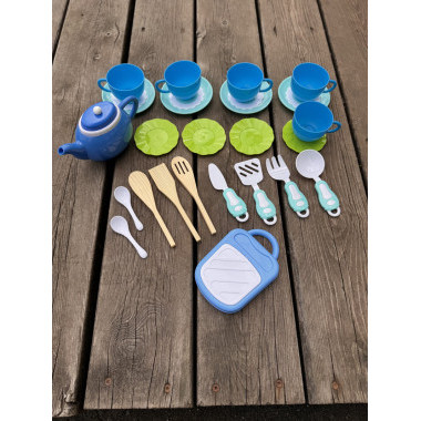 Кухня детская &quot;Маленький Повар&quot; с плитой и бытовыми предметами, свет+ звук в кор. 80х30х100 см