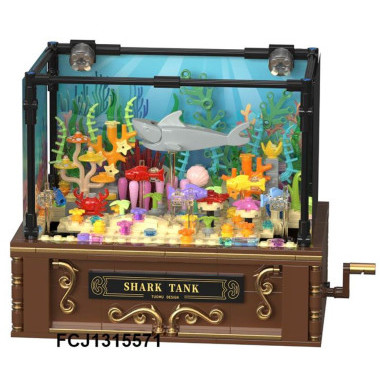 Конструктор &quot;Аквариум с акулой&quot; 721 дет.