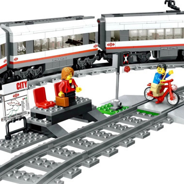 Конструктор 40015 Сити "Скоростной пассажирский поезд" 659 дет р/у на аккумуляторе.