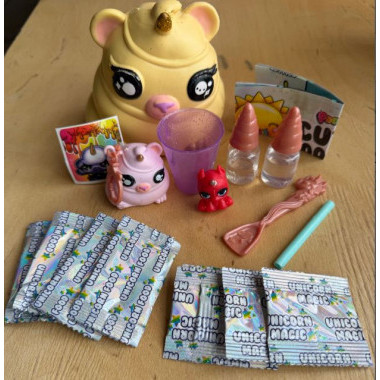 Слайм Куклы Poopsies сюрприз с блестками в коробке 11.6х10.2см