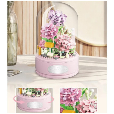 Конструктор P1064 Музыкальная шкатулка с цветочным вальсом и розовой гвоздикой  624 дет