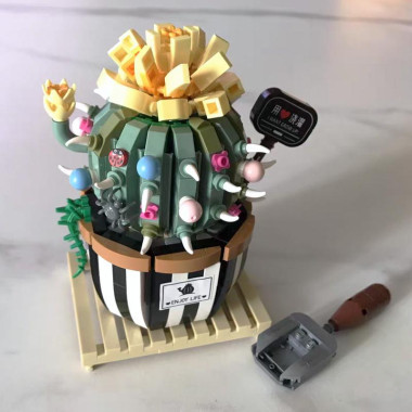 Конструктор Loz 1246 Цветы "Кактус" 721 дет. 11x6.5x24 см