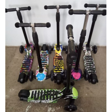 Самокат детский Scooter МИНИ Принт, не складной, светящиеся колеса, высота 65см.
