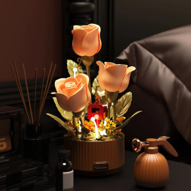 (КИЗ) Конструктор Цветок Bloom Garden с подсветкой и имитацией раскрытия бутонов 255 дет. 27x25x8