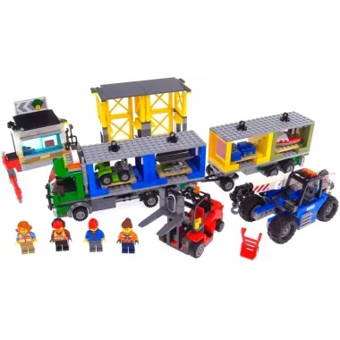 Конструктор Lepin 02082 Сити Грузовой терминал, 829 дет., 60х9х35см