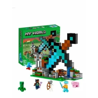 Конструктор Lepin 68007 Майнкрафт Застава меча, 427 дет.